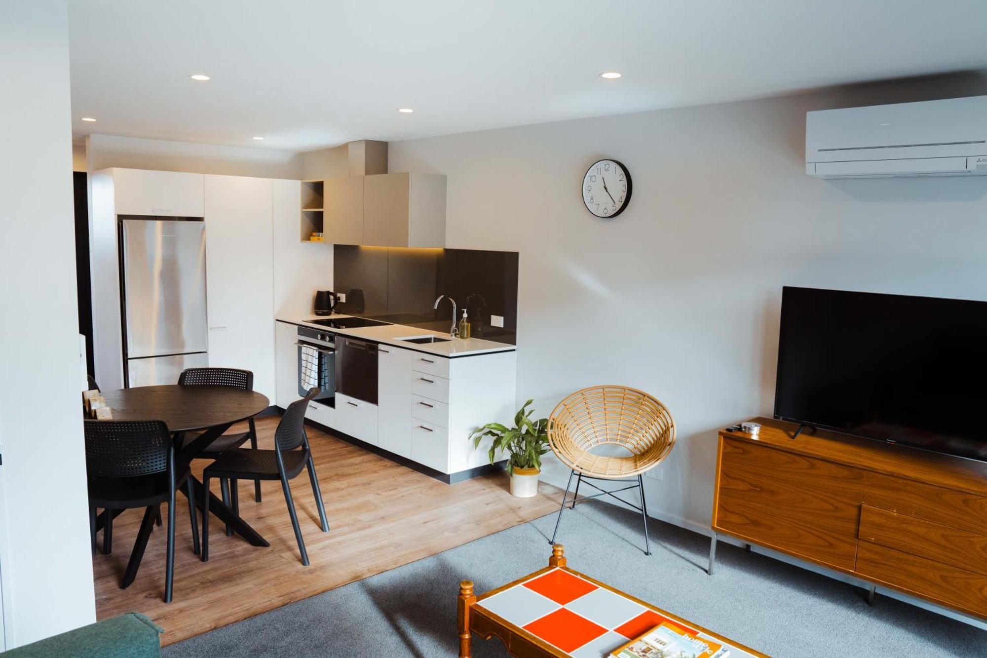 New Townhouse, Heart Of City Centre, 2 Bed 2 Bath, Car Park Christchurch Ngoại thất bức ảnh